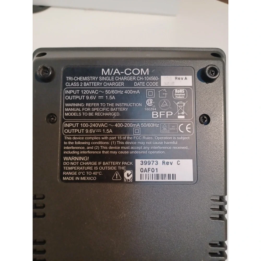 M/A-Com‎ CH-104560-026 - Tri-Chemistry Rapid Single Battery Charger
